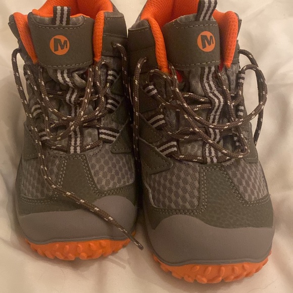 Merrill kids Hikers size 1 us - Picture 6 of 7